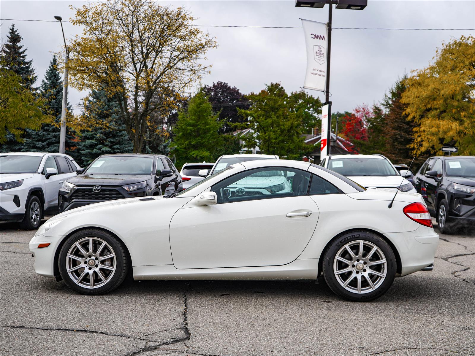 Mercedes-Benz SLK350