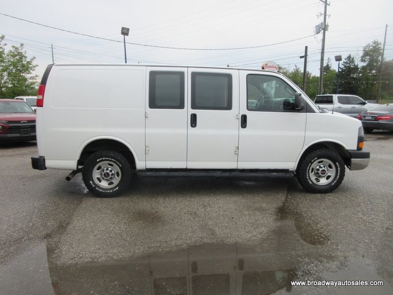 GMC Savana