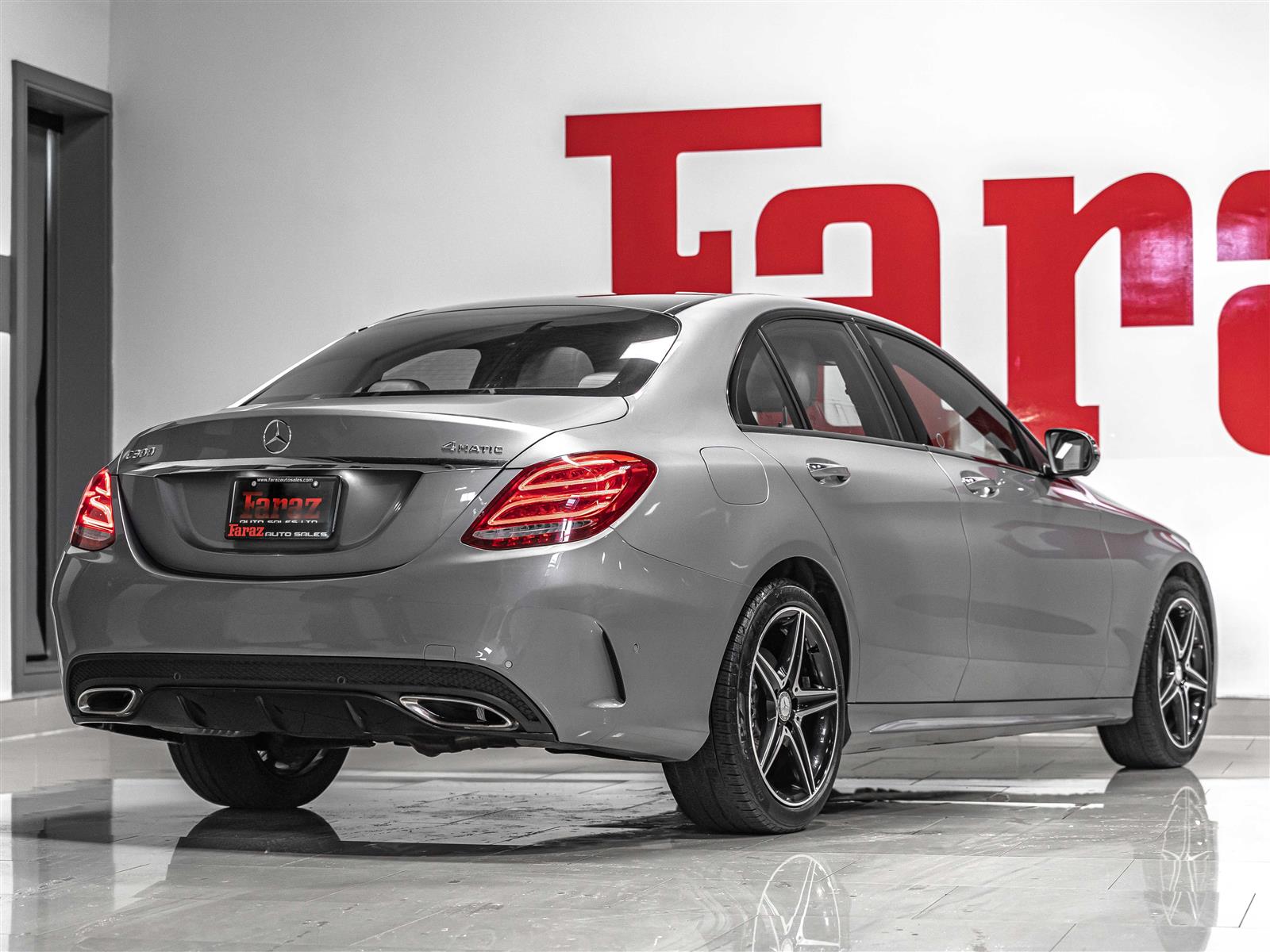 Mercedes-Benz C300