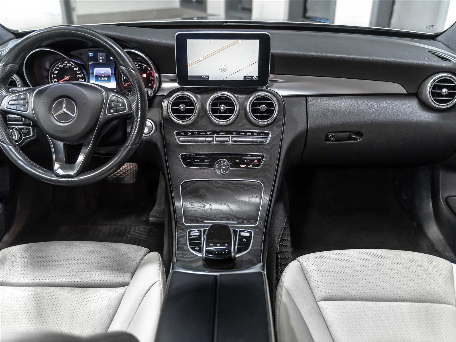 Mercedes-Benz C300