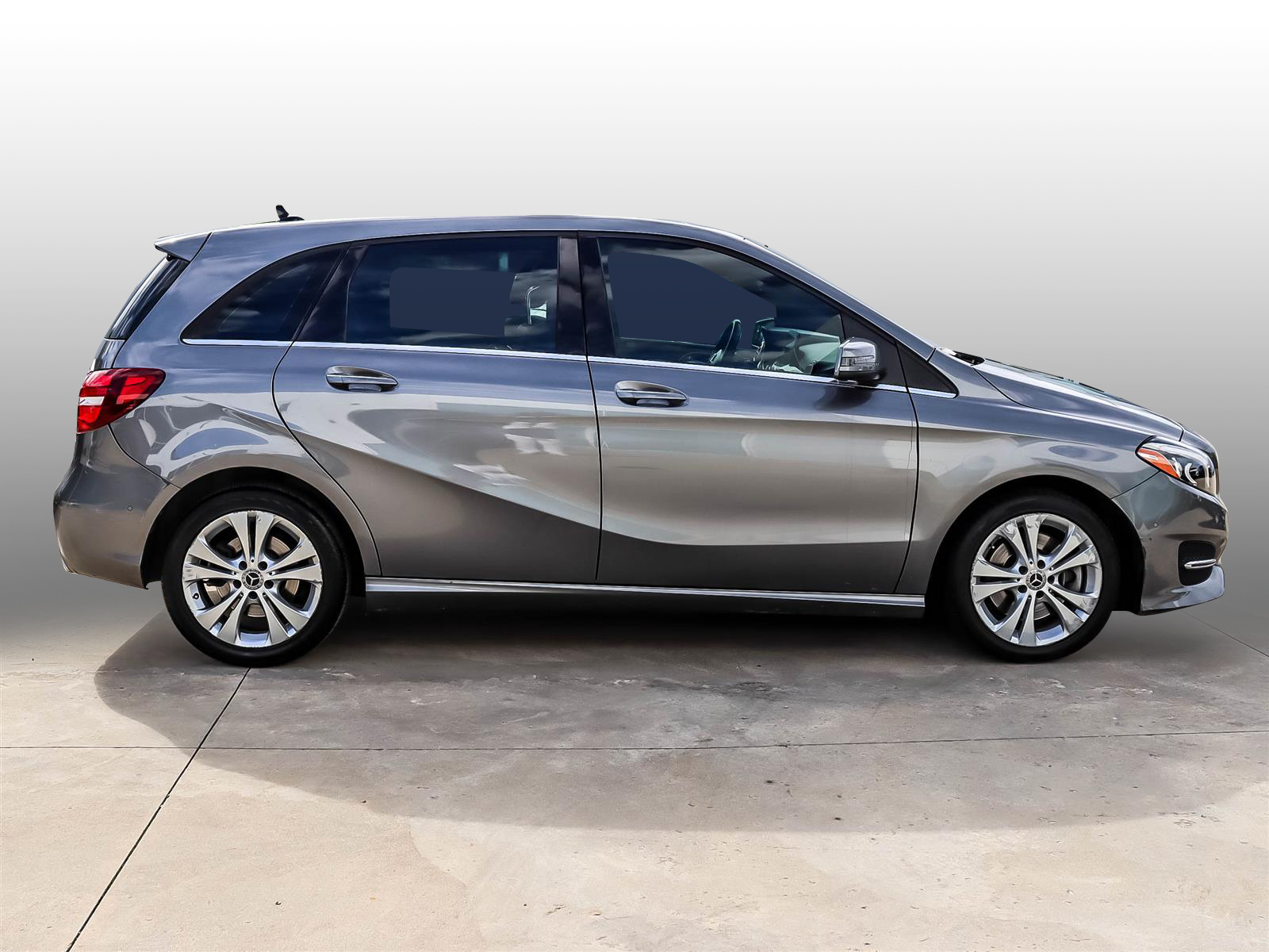 Mercedes-Benz B250