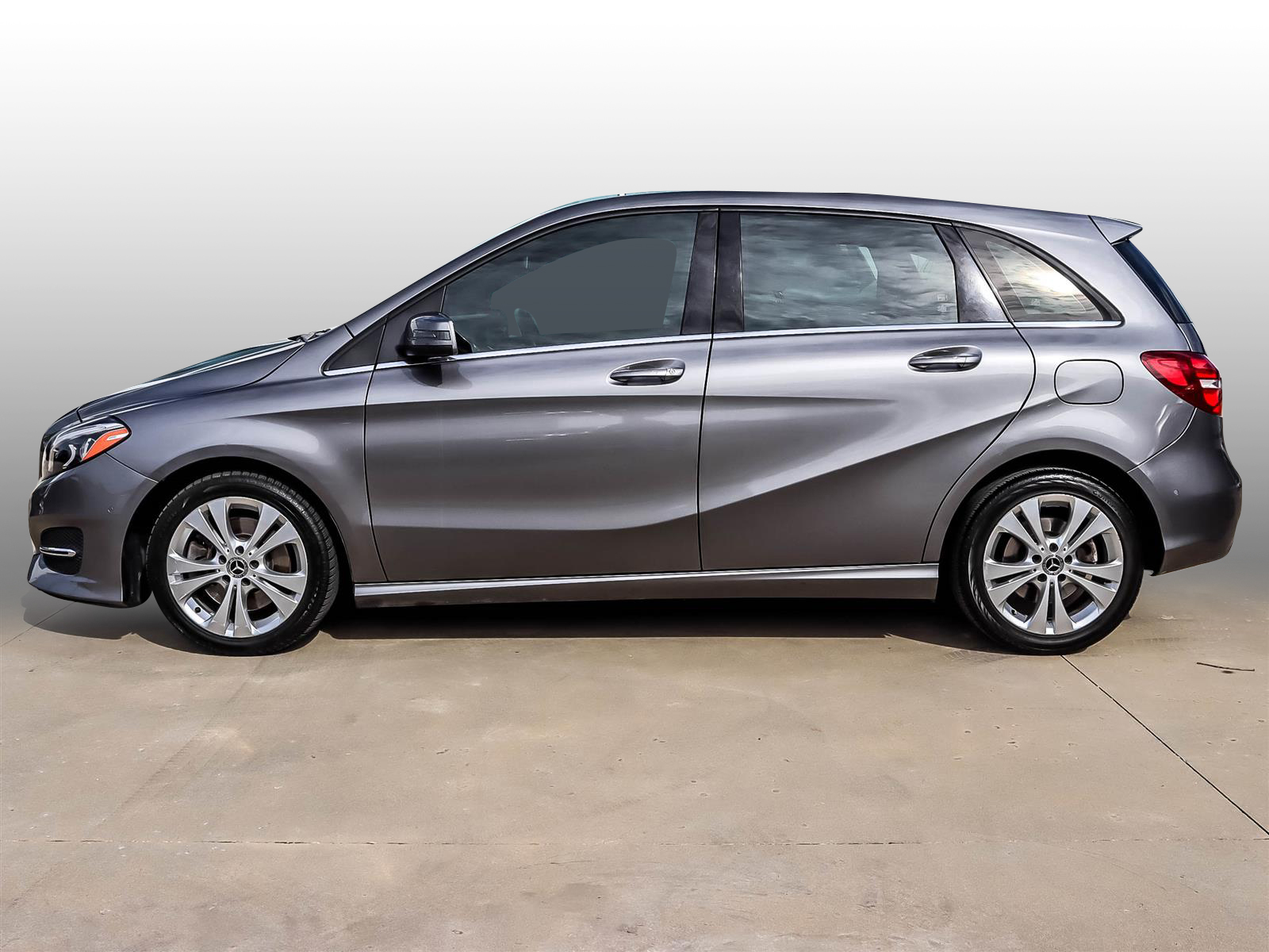 Mercedes-Benz B250