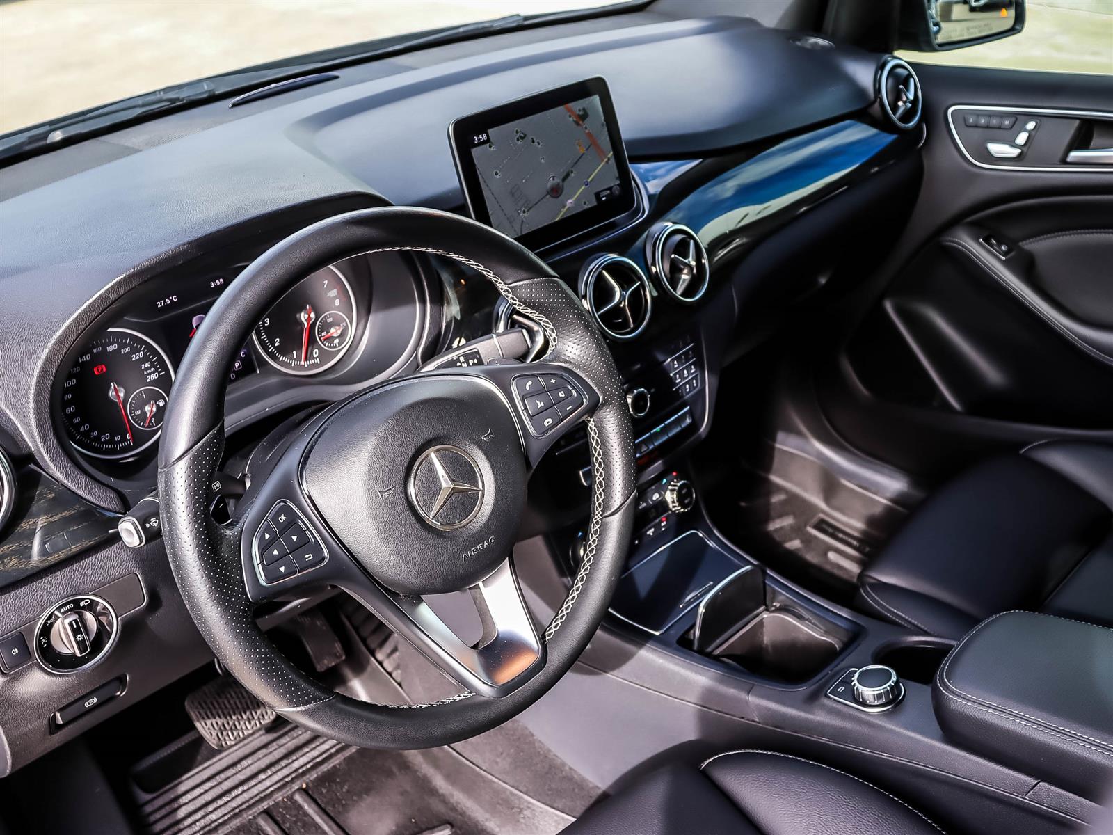 Mercedes-Benz B250