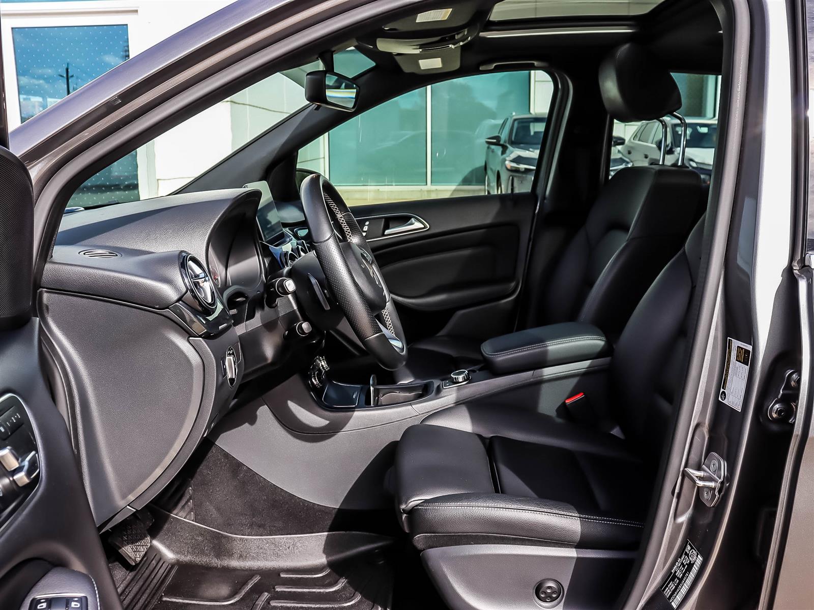 Mercedes-Benz B250