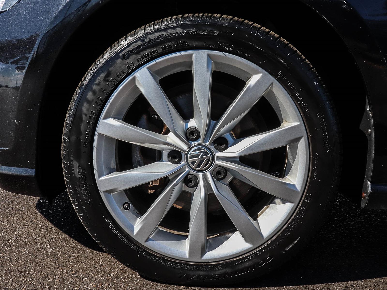 Volkswagen Golf Sportwagen