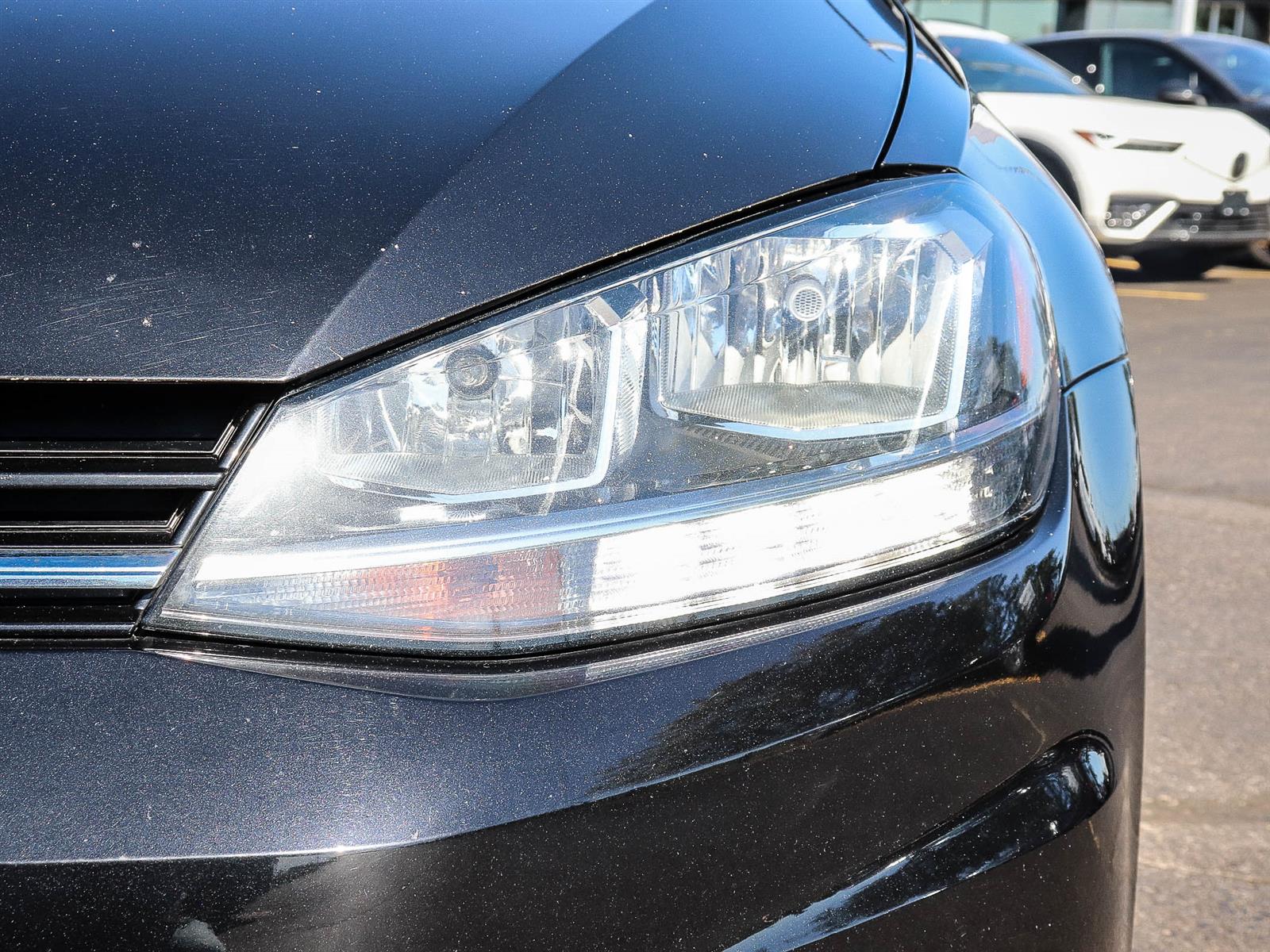 Volkswagen Golf Sportwagen