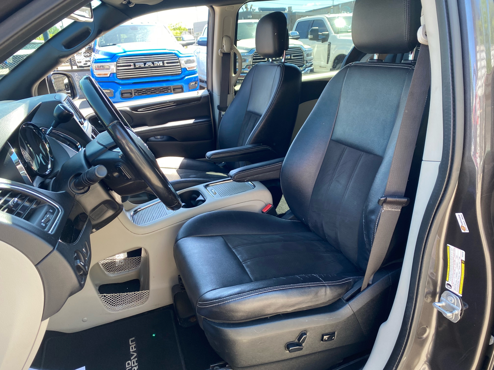 Dodge Grand Caravan