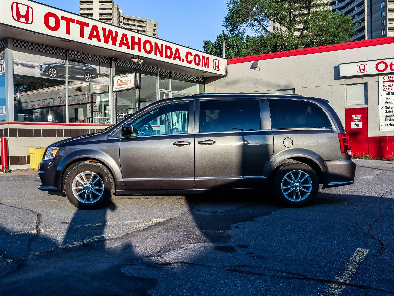 Dodge Grand Caravan