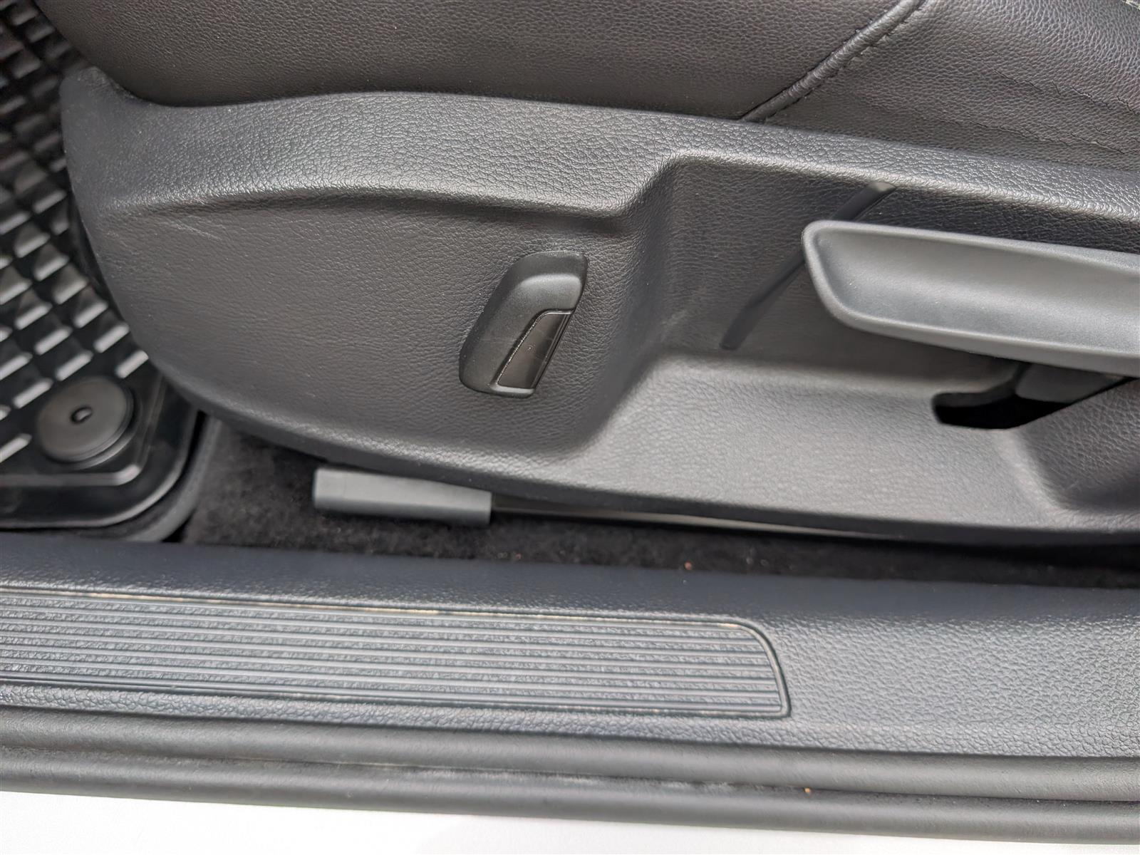 Volkswagen e-Golf
