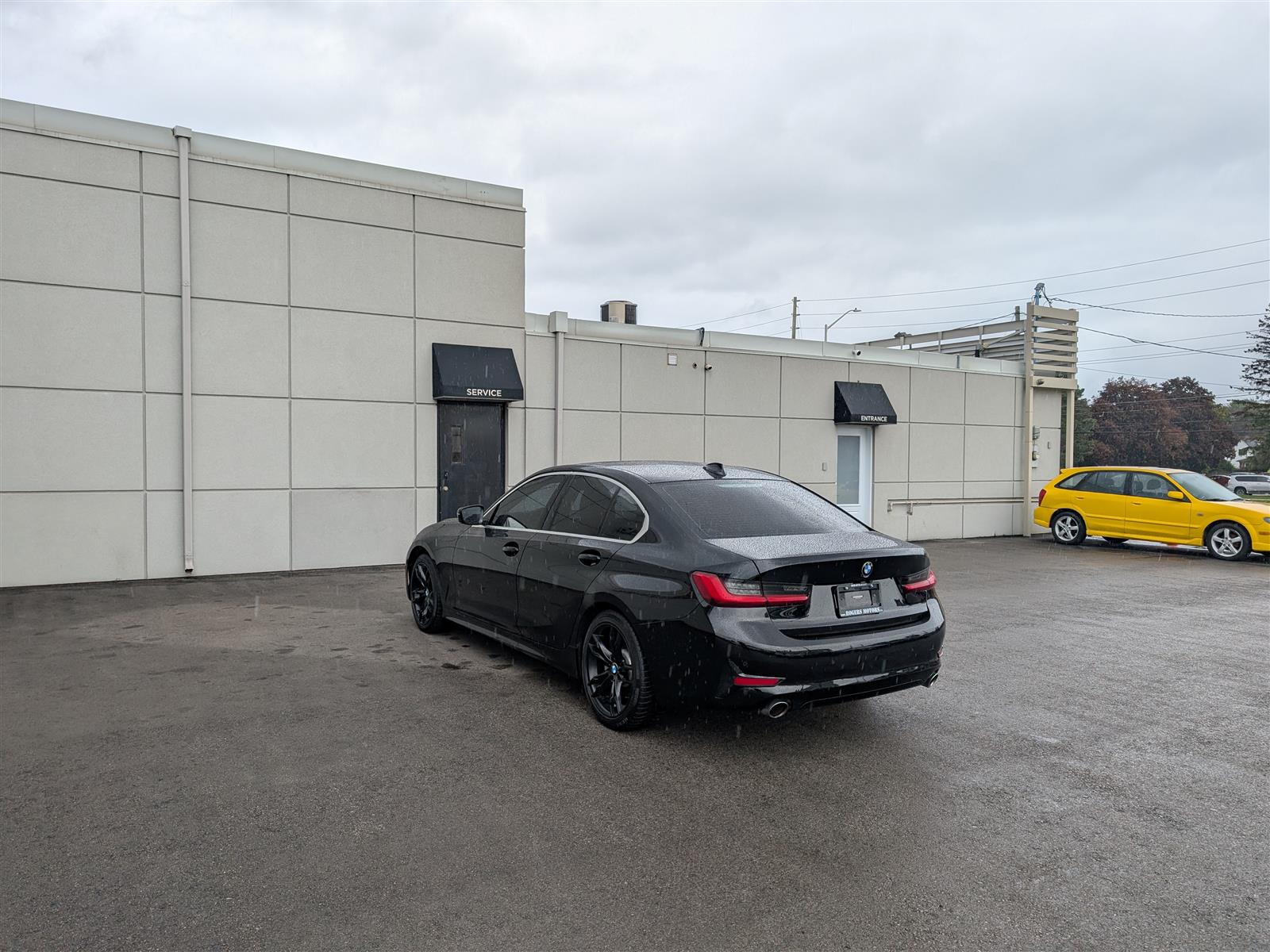 BMW 330i