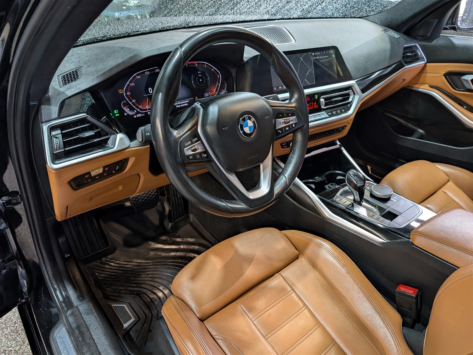 BMW 330i