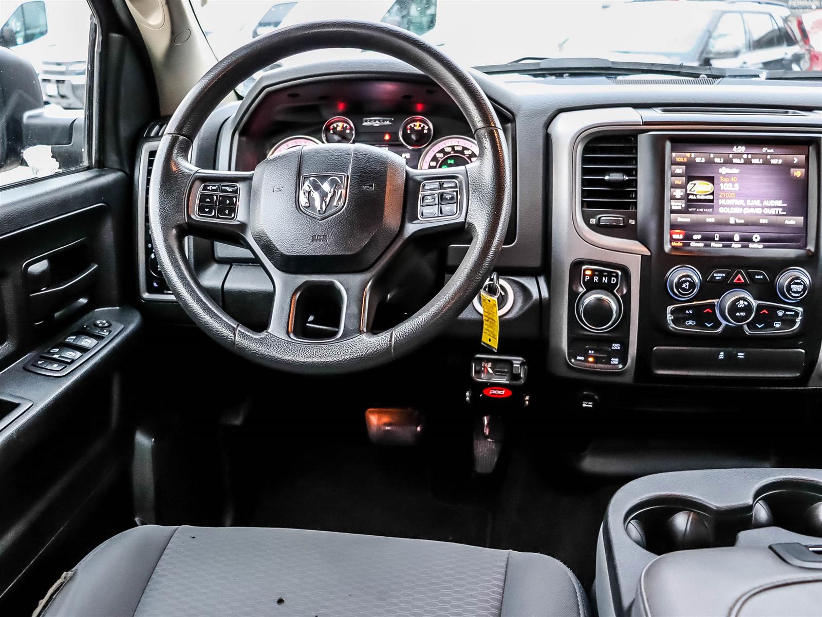 Ram RAM 1500 Classic Crew Cab 4x4 (DS)