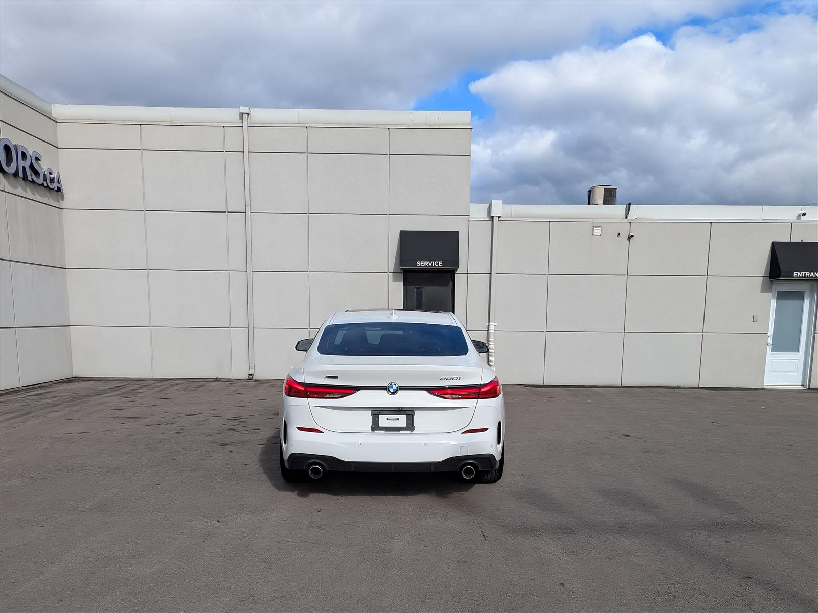 BMW 228i