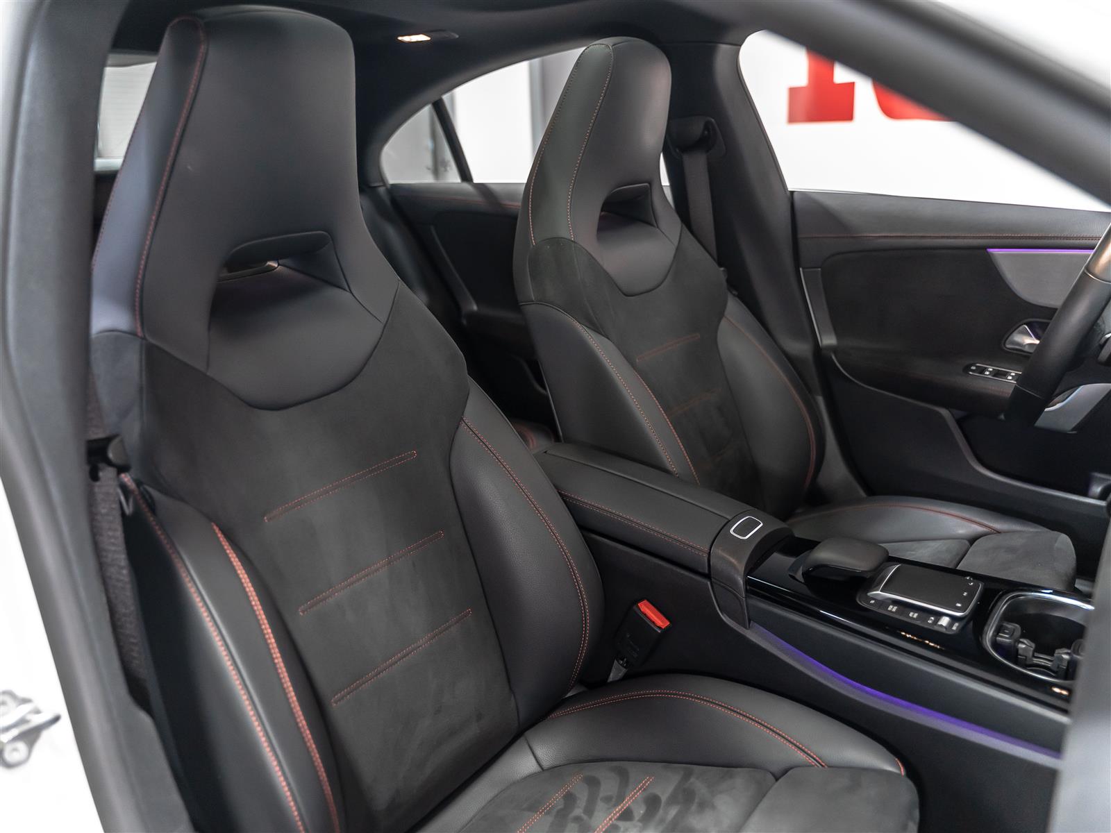 Mercedes-Benz CLA250
