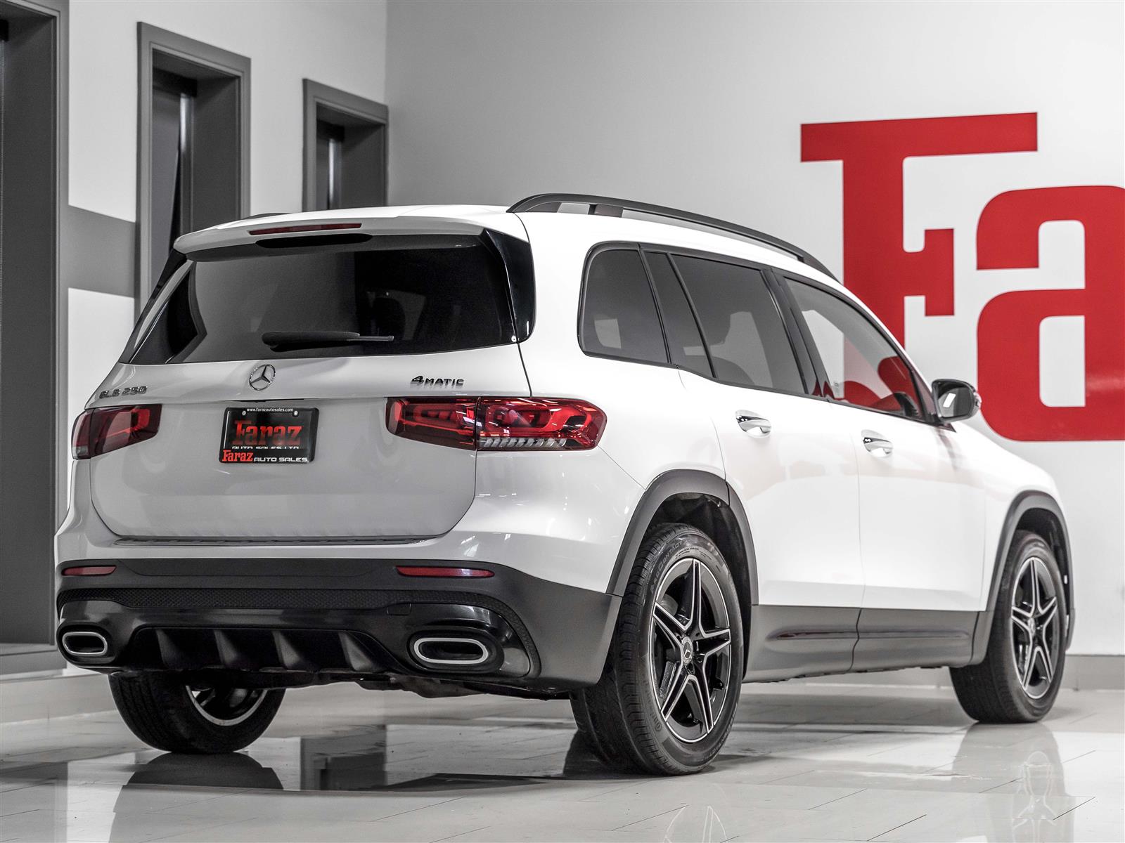 Mercedes-Benz GLB250