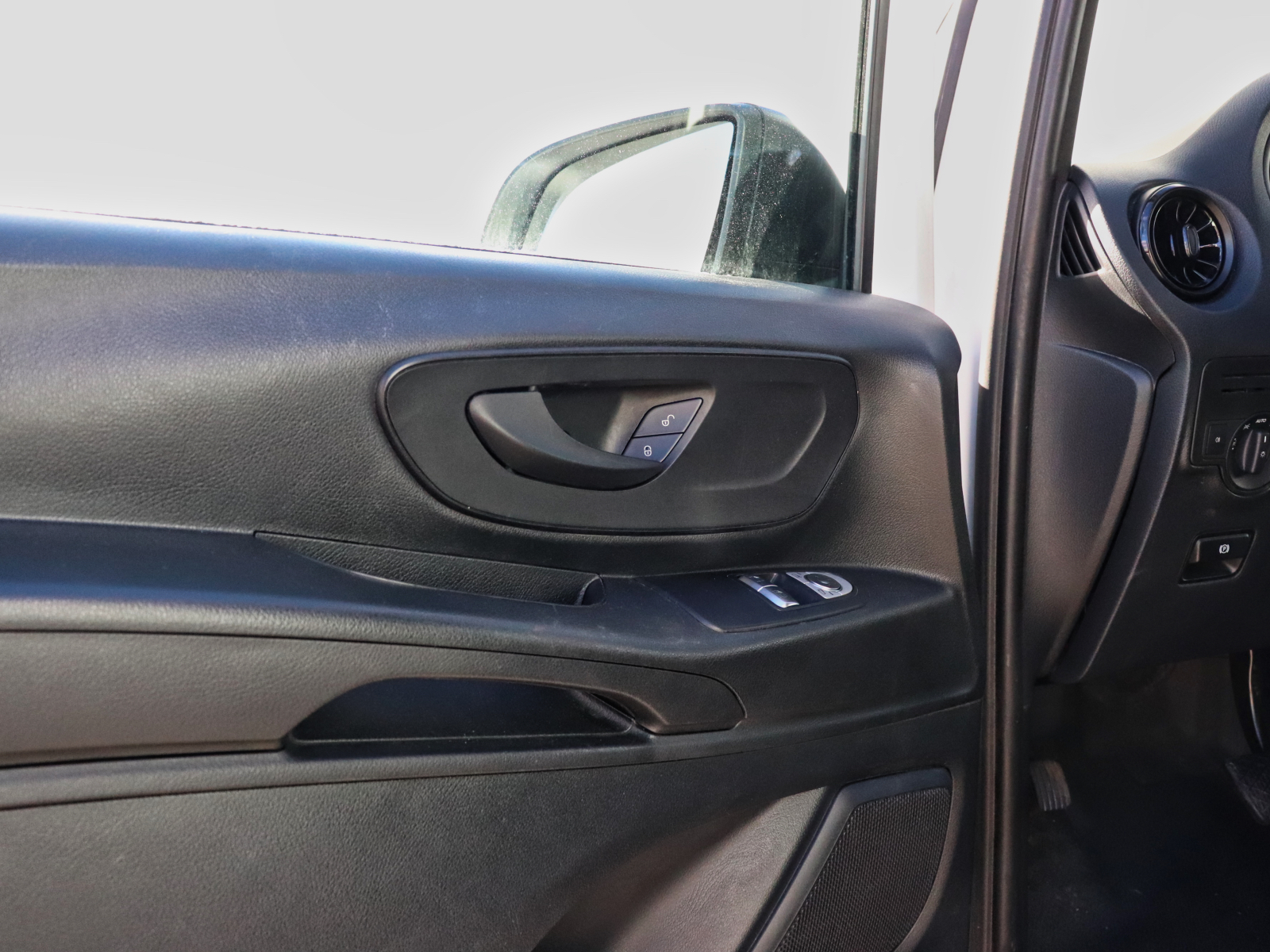 Mercedes-Benz Metris