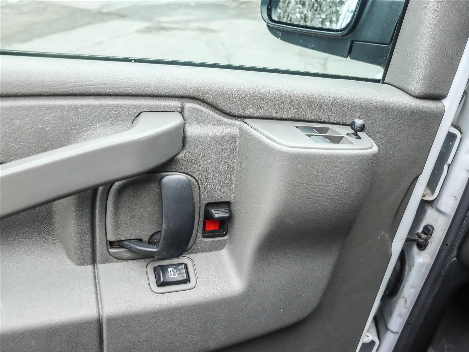 Chevrolet Express 2500