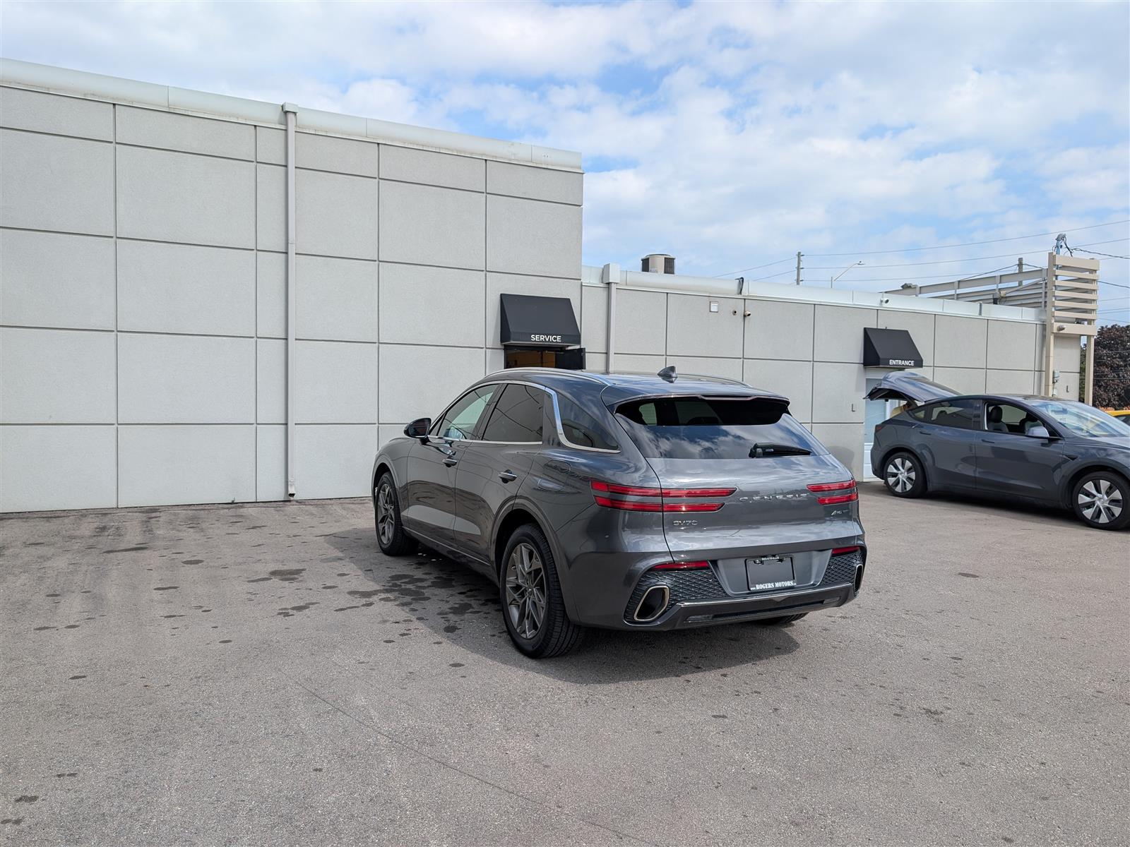 Genesis GV70
