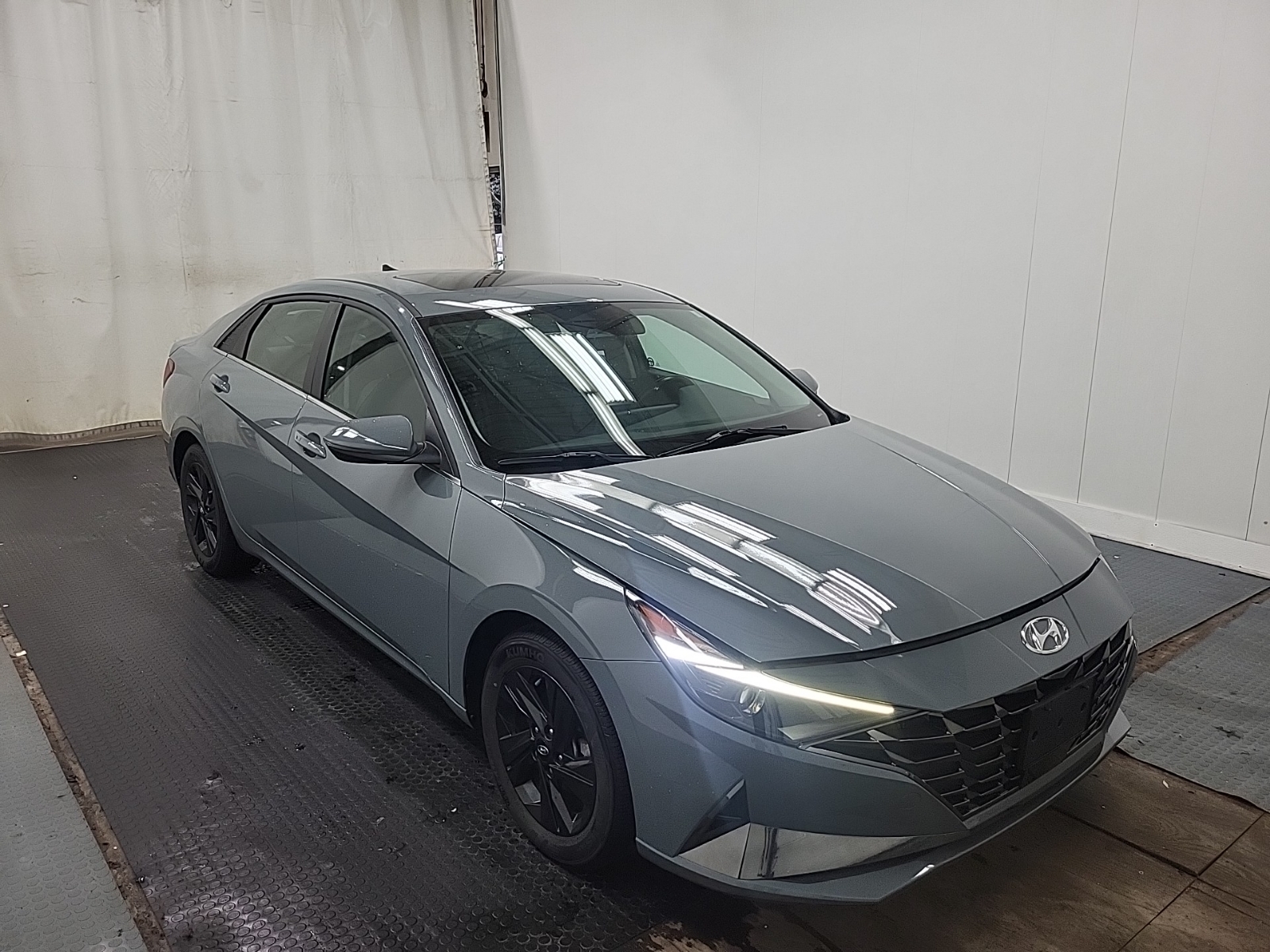 Hyundai Elantra Hybrid
