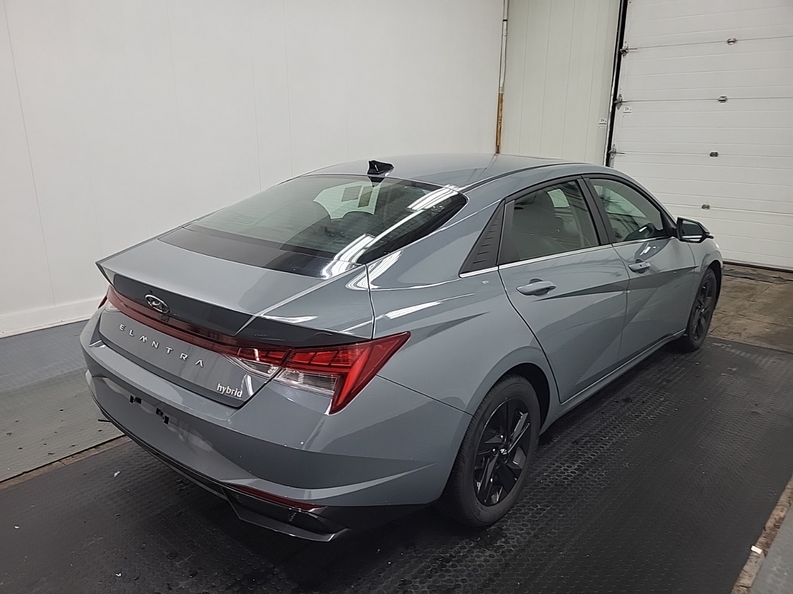 Hyundai Elantra Hybrid