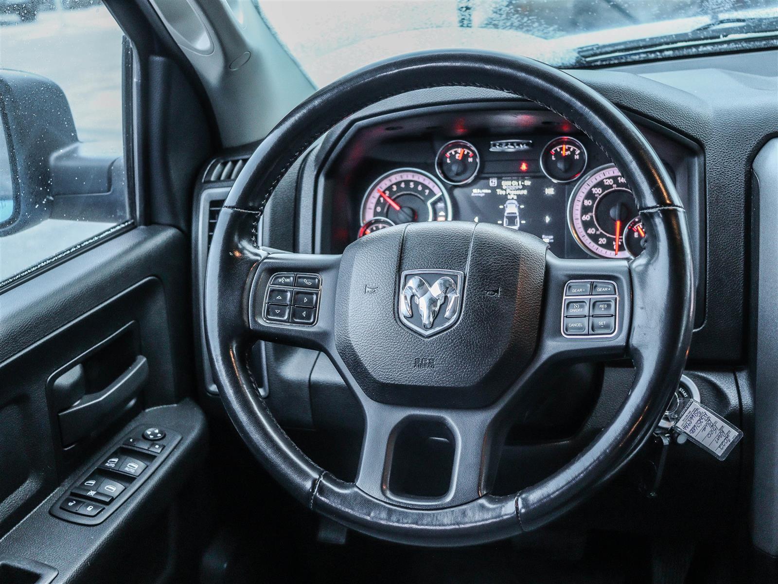 Ram RAM 1500 Classic Crew Cab 4x4 (DS)