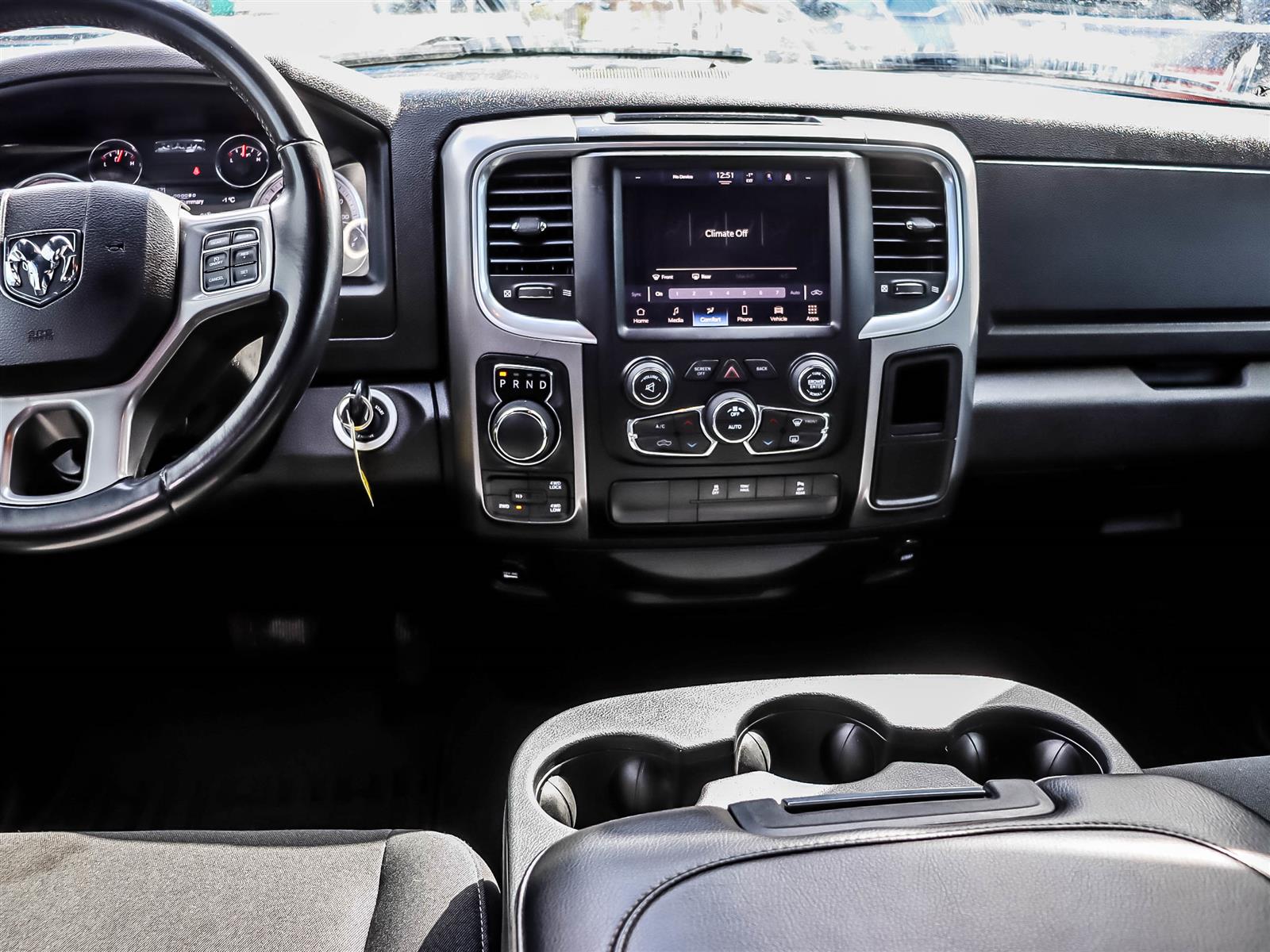 Ram RAM 1500 Classic Quad Cab 4x4 (DS)