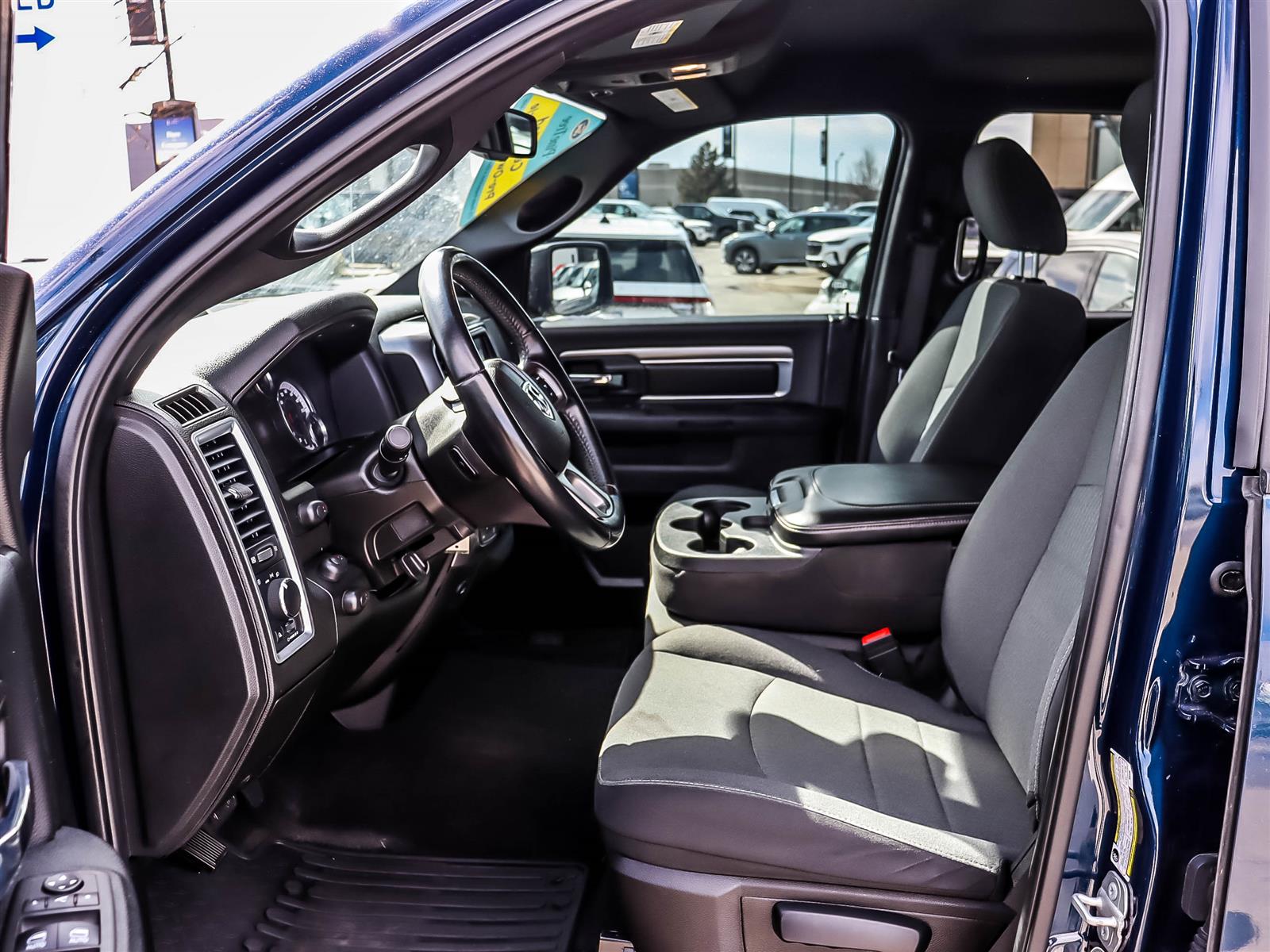 Ram RAM 1500 Classic Quad Cab 4x4 (DS)