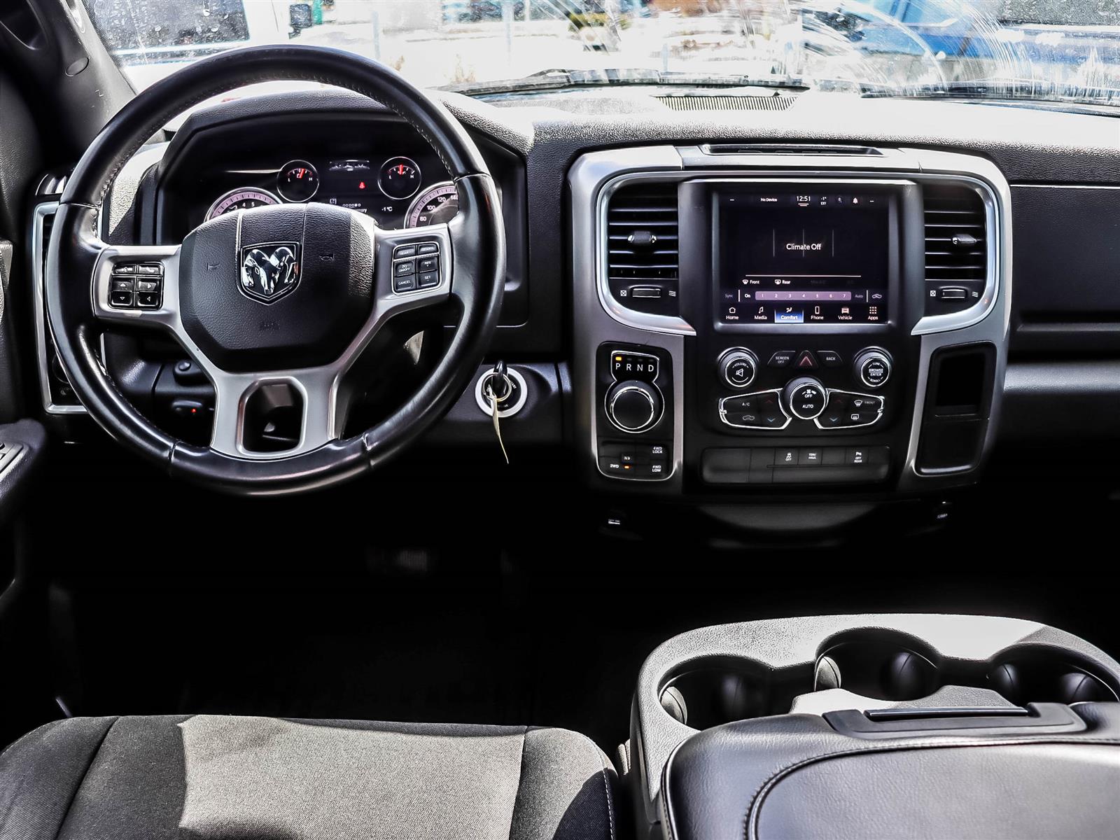 Ram RAM 1500 Classic Quad Cab 4x4 (DS)