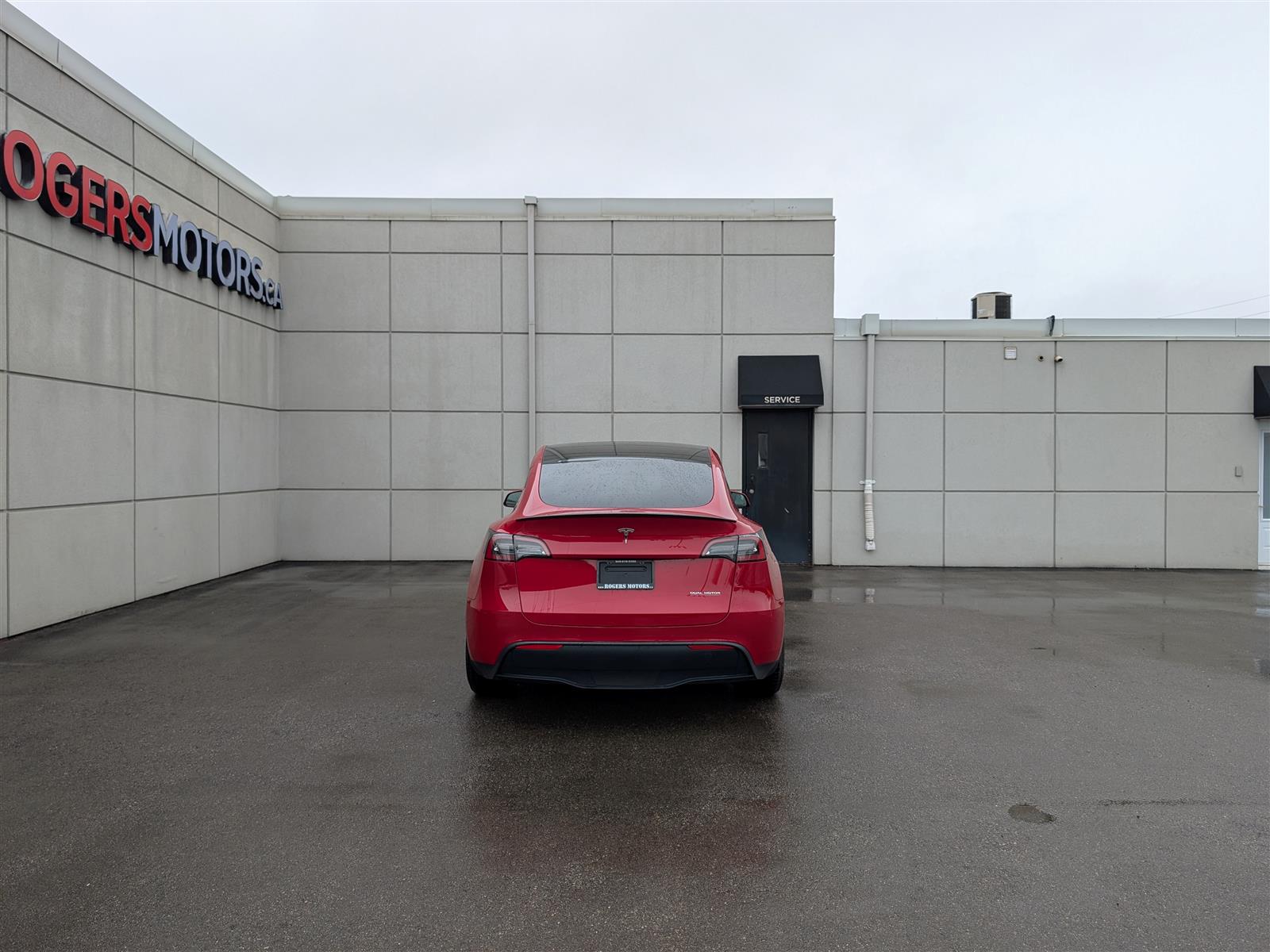 Tesla MODEL Y