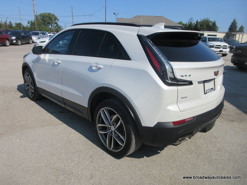 Cadillac XT4