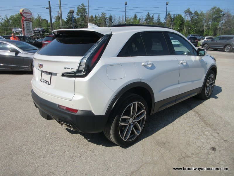 Cadillac XT4