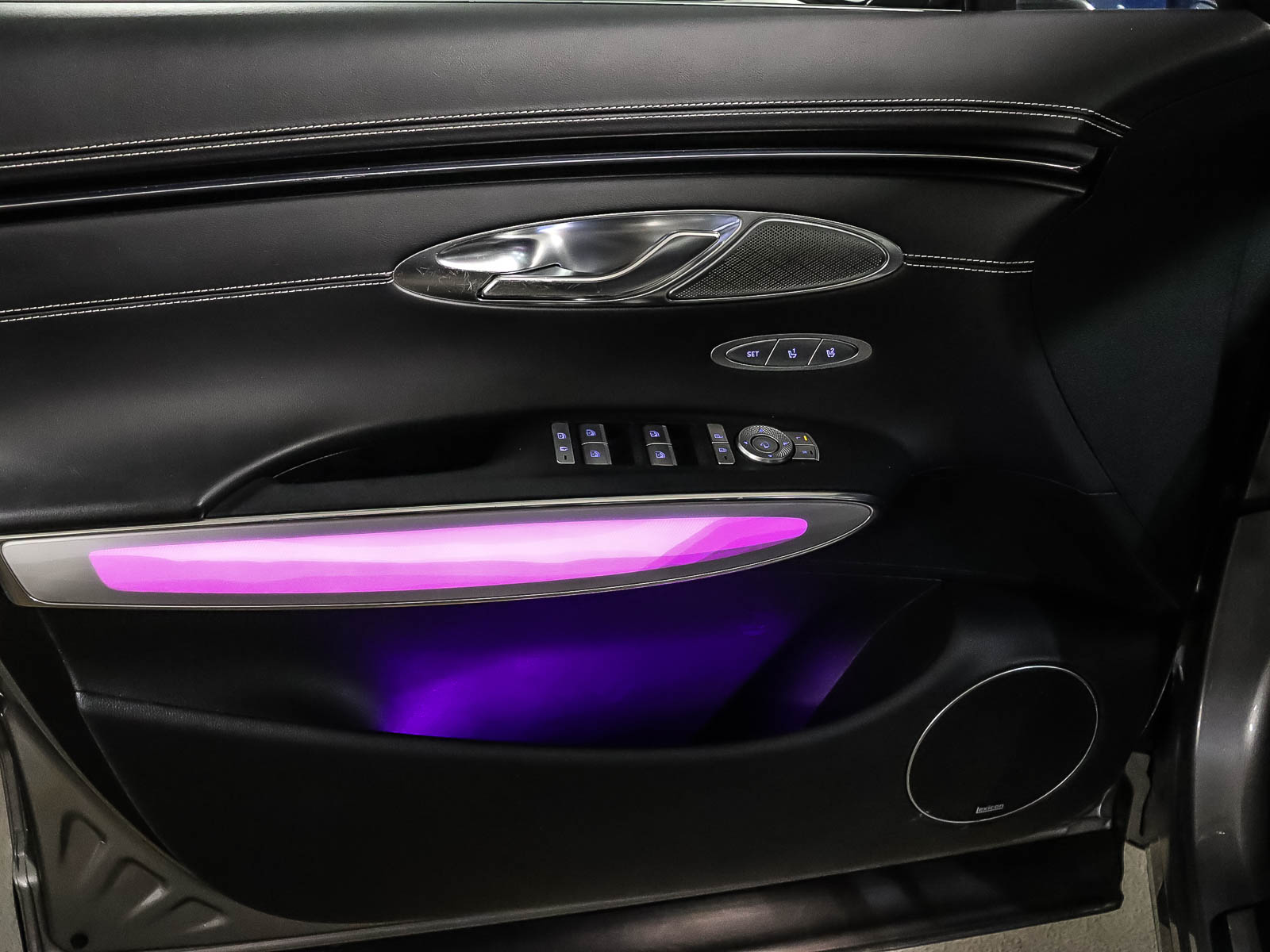 Genesis Electrified GV70