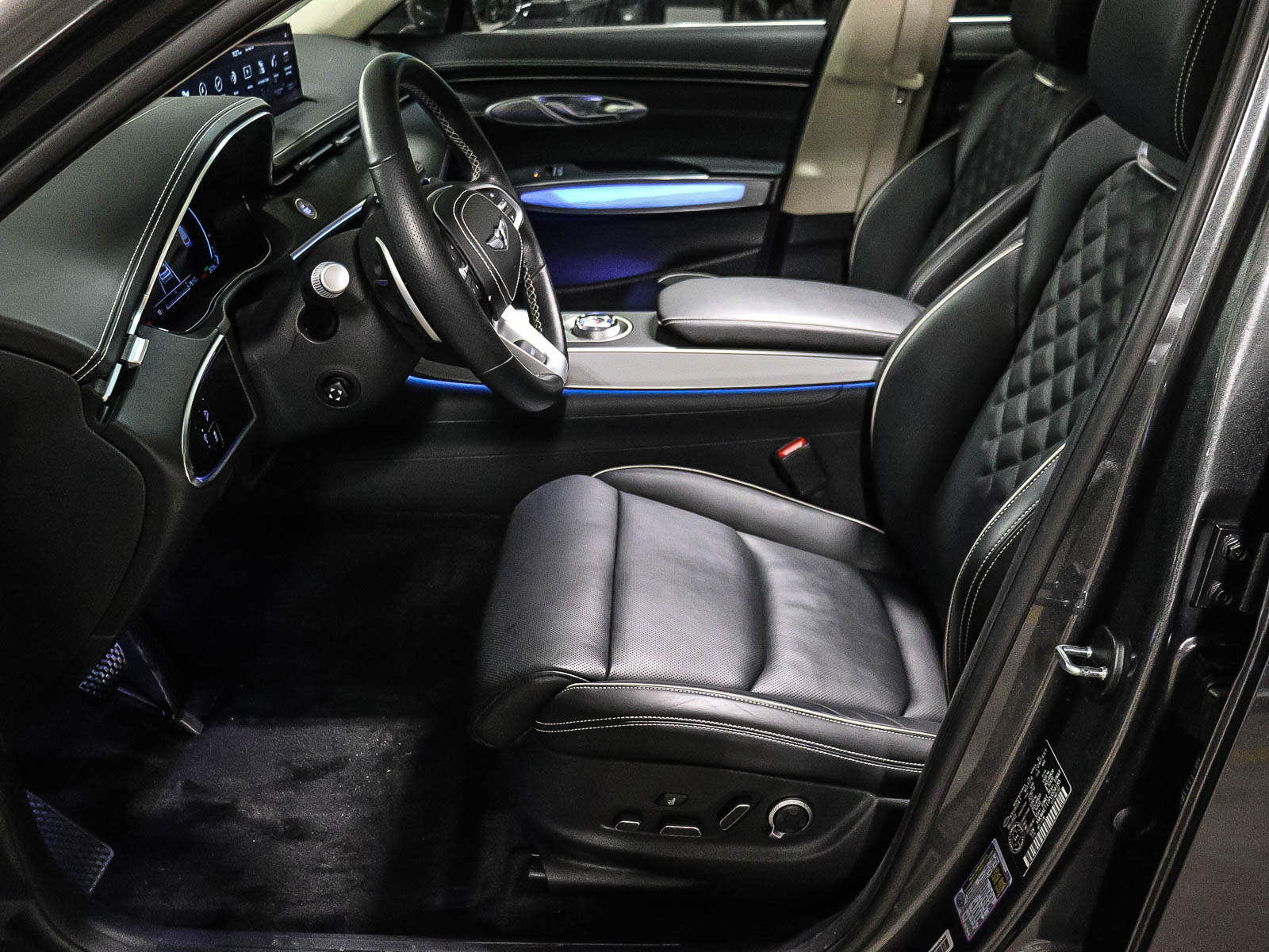 Genesis Electrified GV70