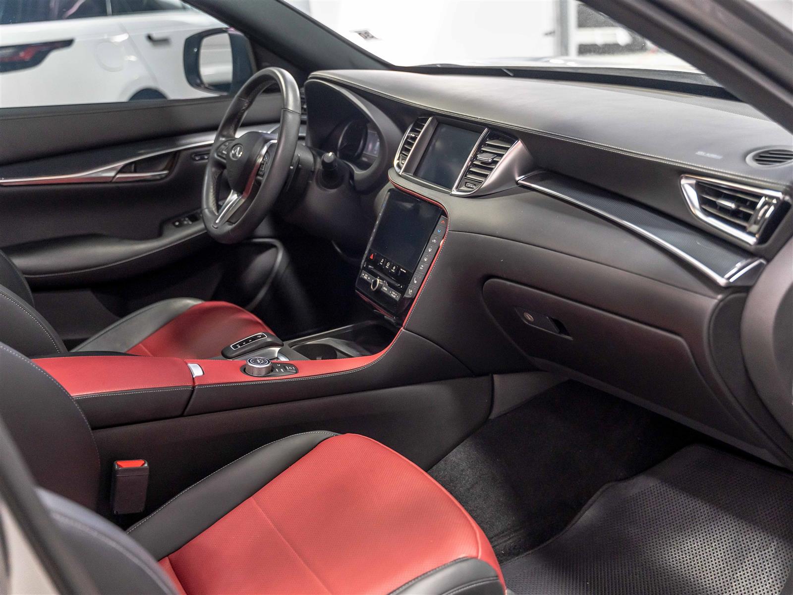 Infiniti QX50