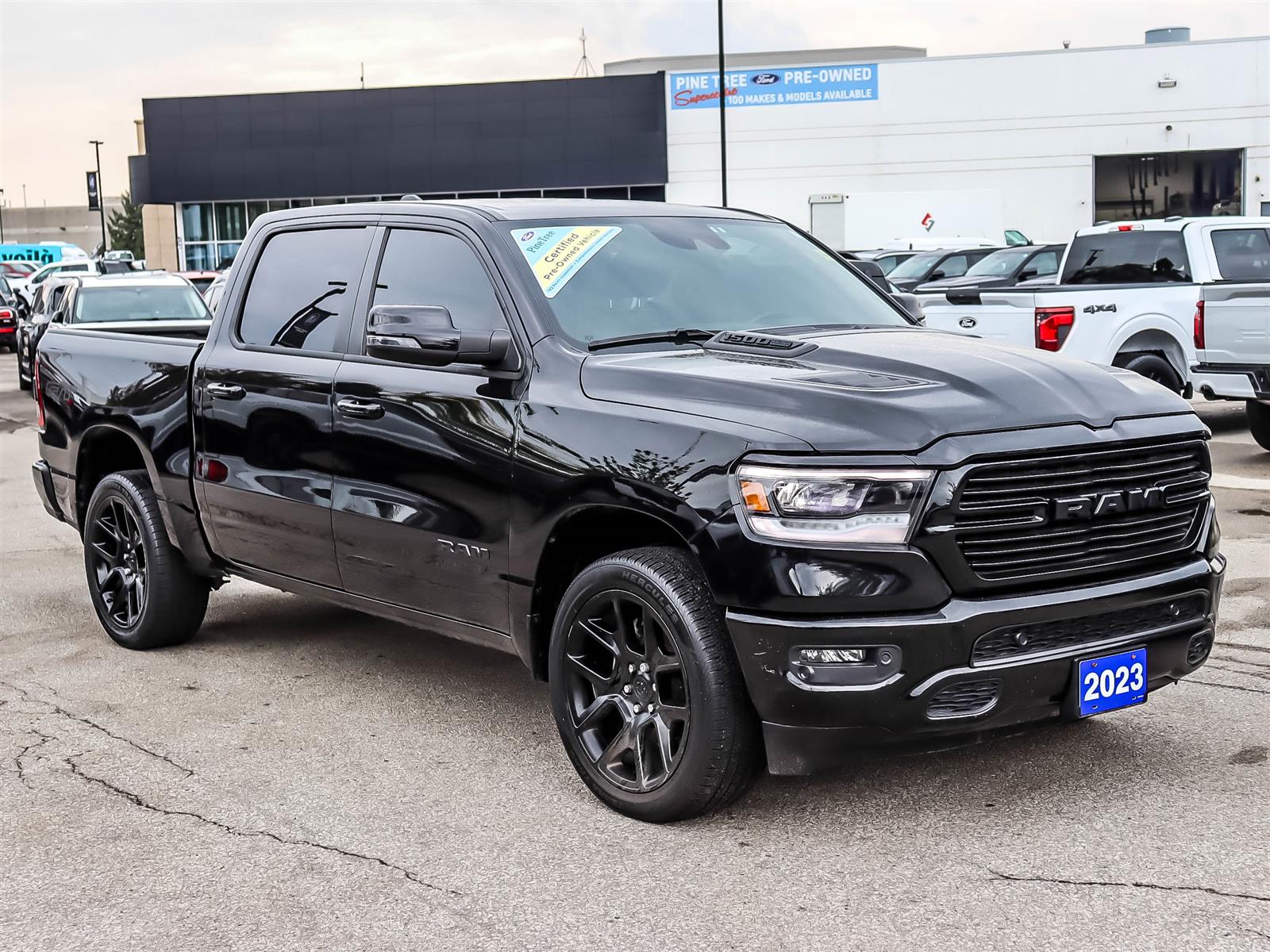 Ram RAM 1500 Crew Cab 4x4 (DT)