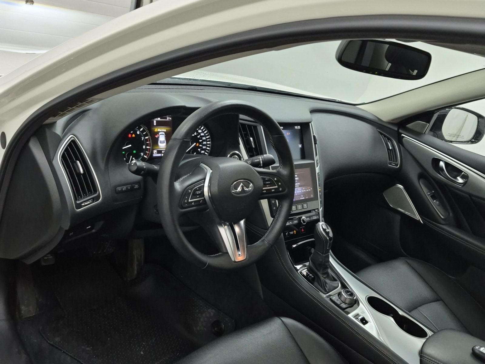 Infiniti Q50