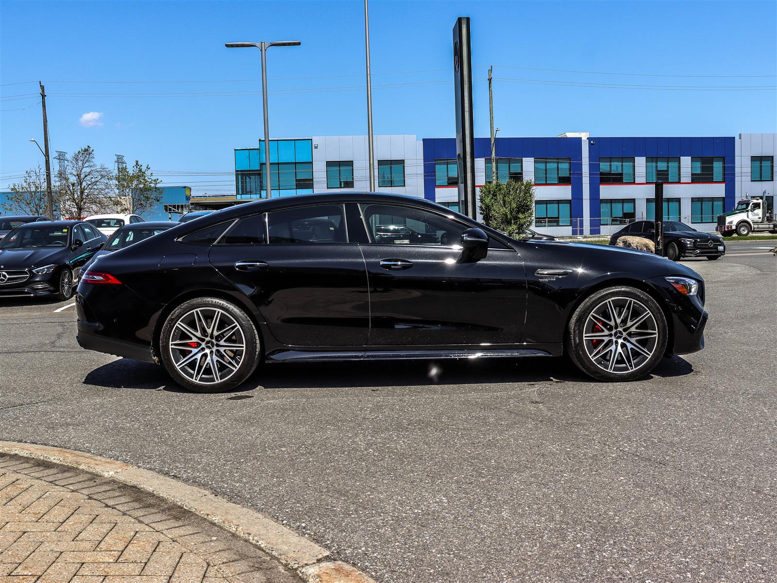 Mercedes-Benz AMG GT53