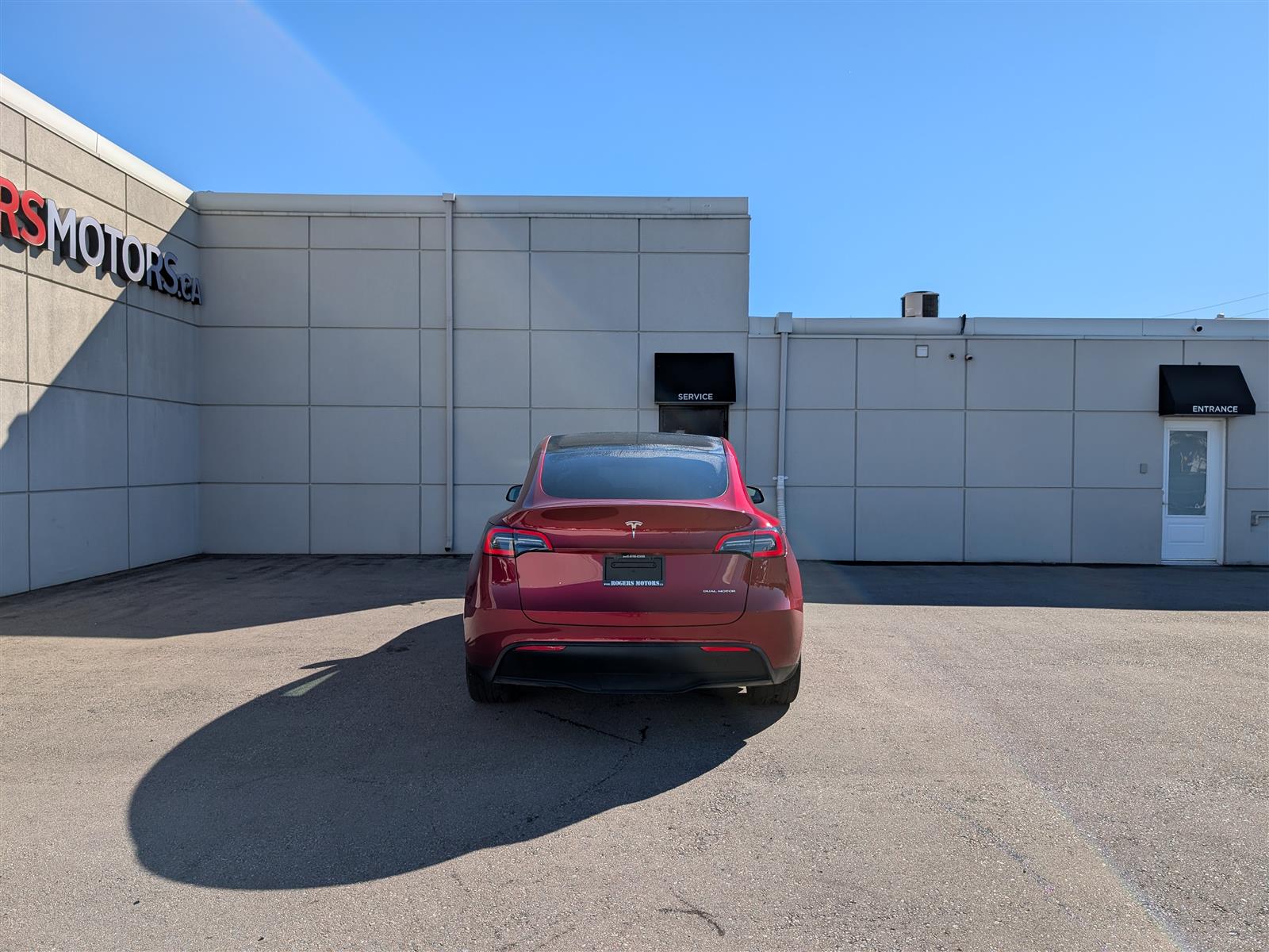 Tesla MODEL Y
