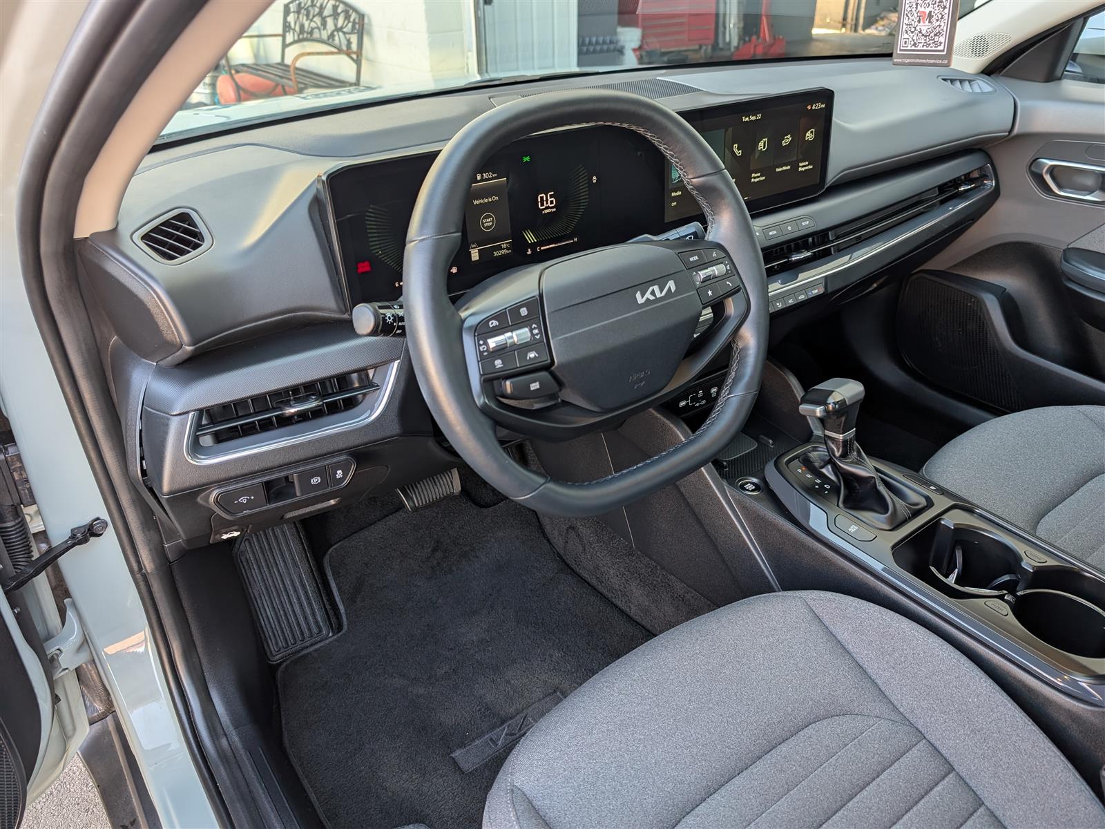 Kia K4