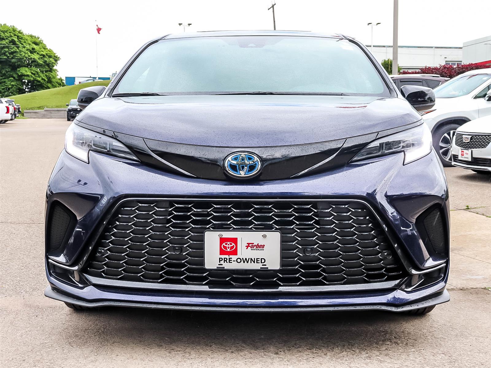 Toyota SIENNA HYBRID