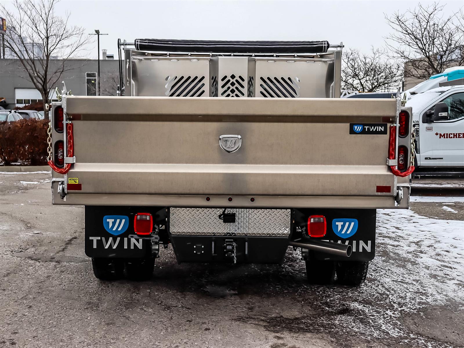 Ford Super Duty F-550 DRW