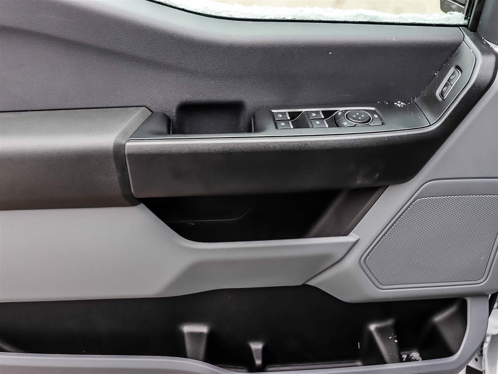 Ford Super Duty F-550 DRW