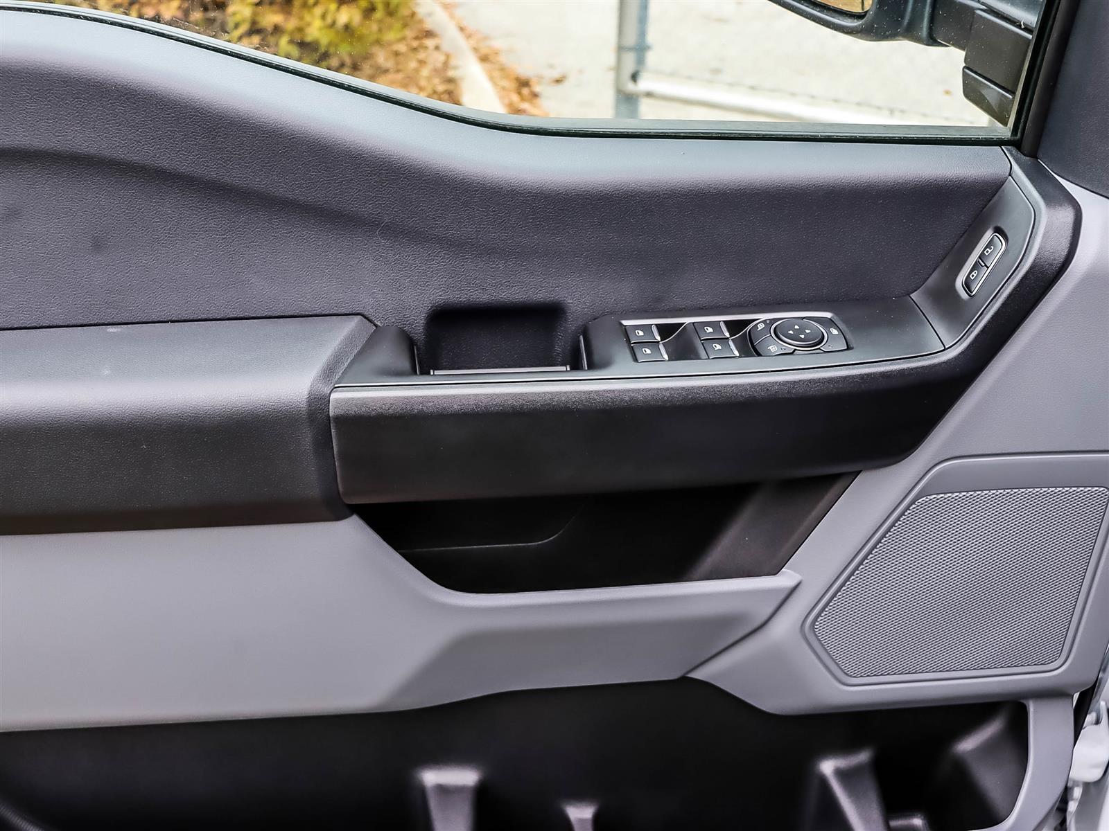 Ford Super Duty F-550 DRW