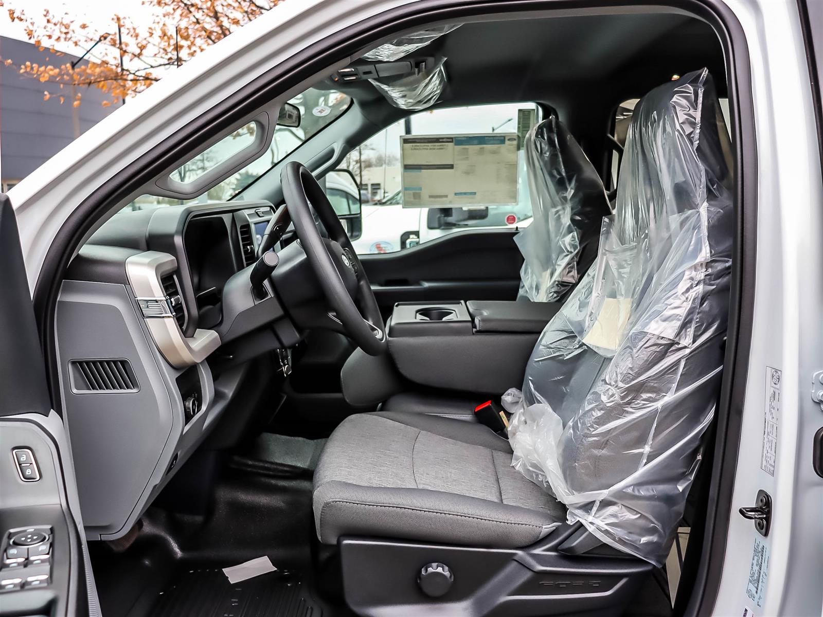 Ford Super Duty F-550 DRW