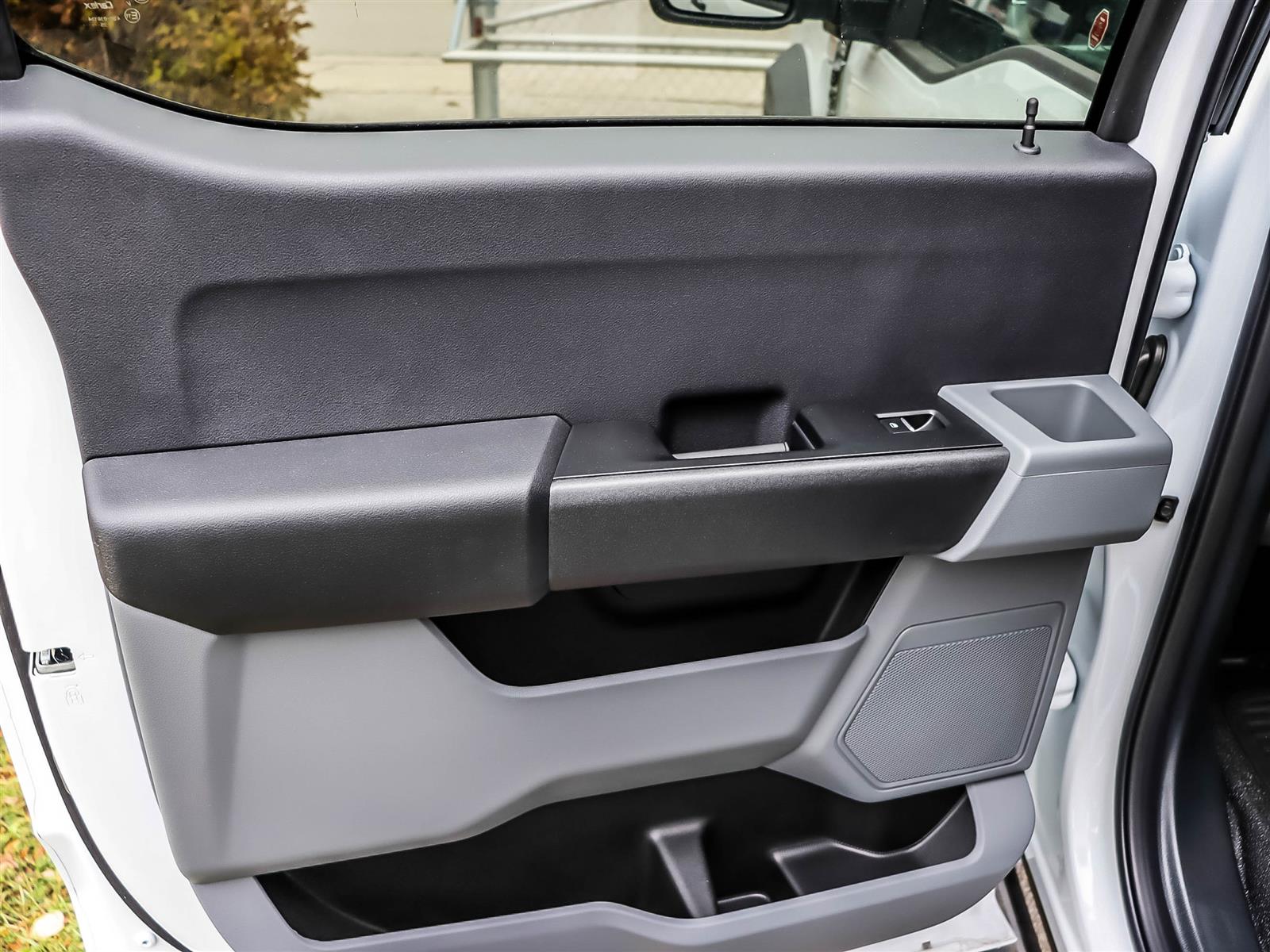 Ford Super Duty F-550 DRW