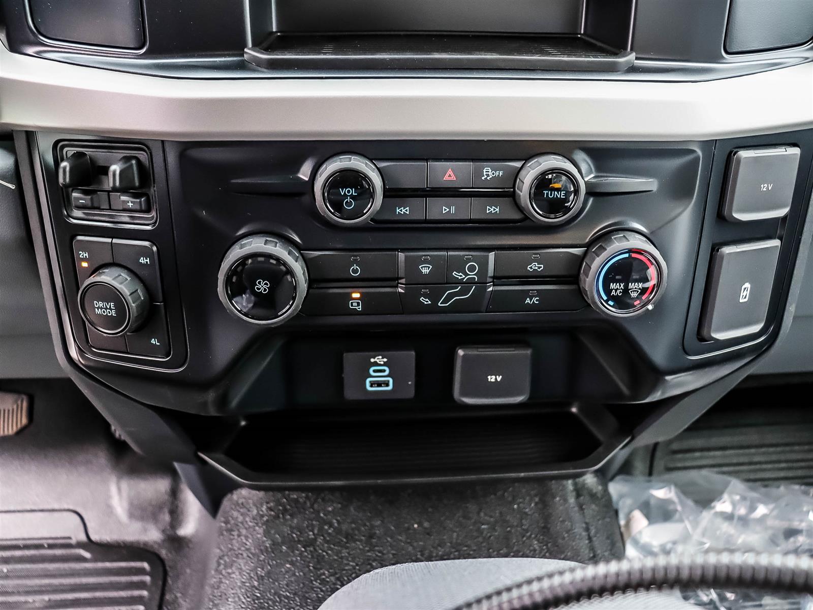 Ford Super Duty F-550 DRW