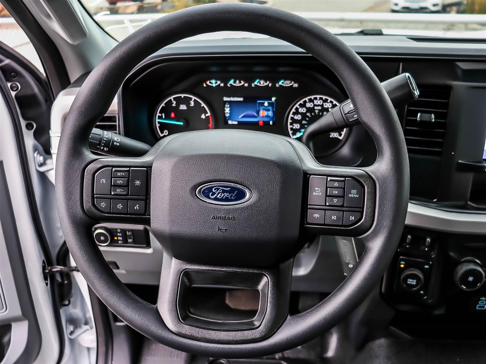 Ford Super Duty F-550 DRW