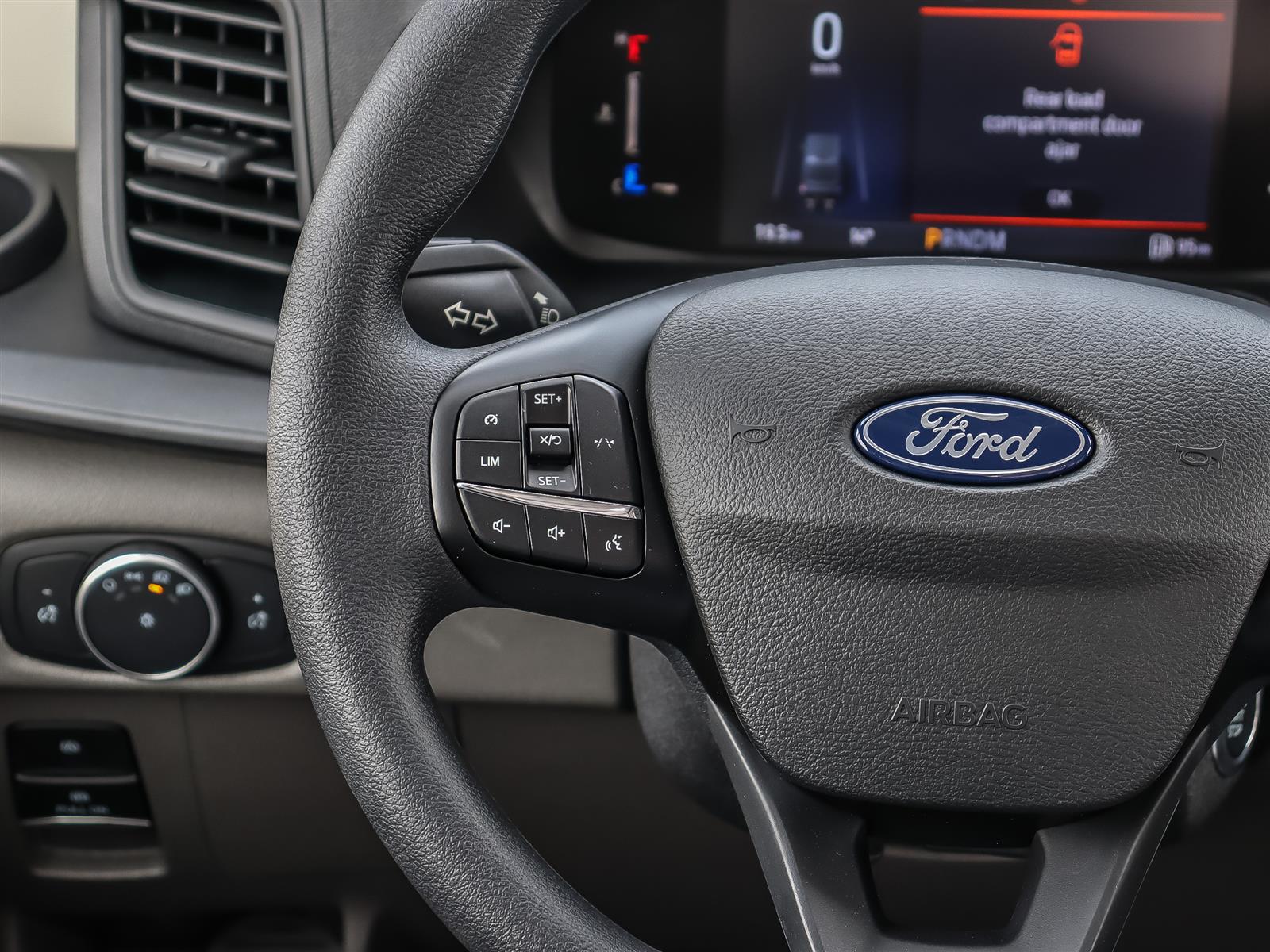 Ford Transit-250 Cargo