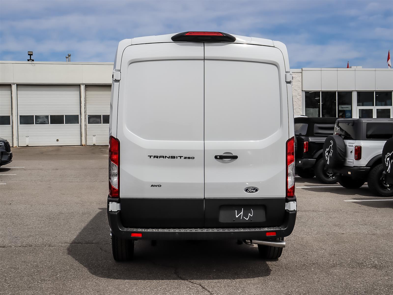 Ford Transit-250 Cargo
