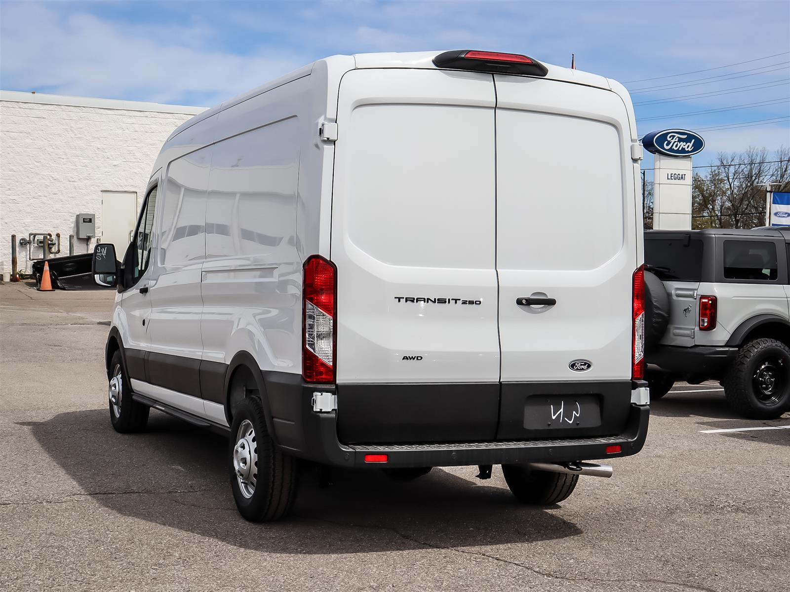 Ford Transit-250 Cargo